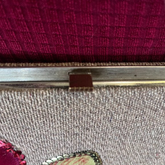 Caron of Houston, TX Vintage Handbag with Velvet, Sequins and Jeweled Design - Picture 13 of 15